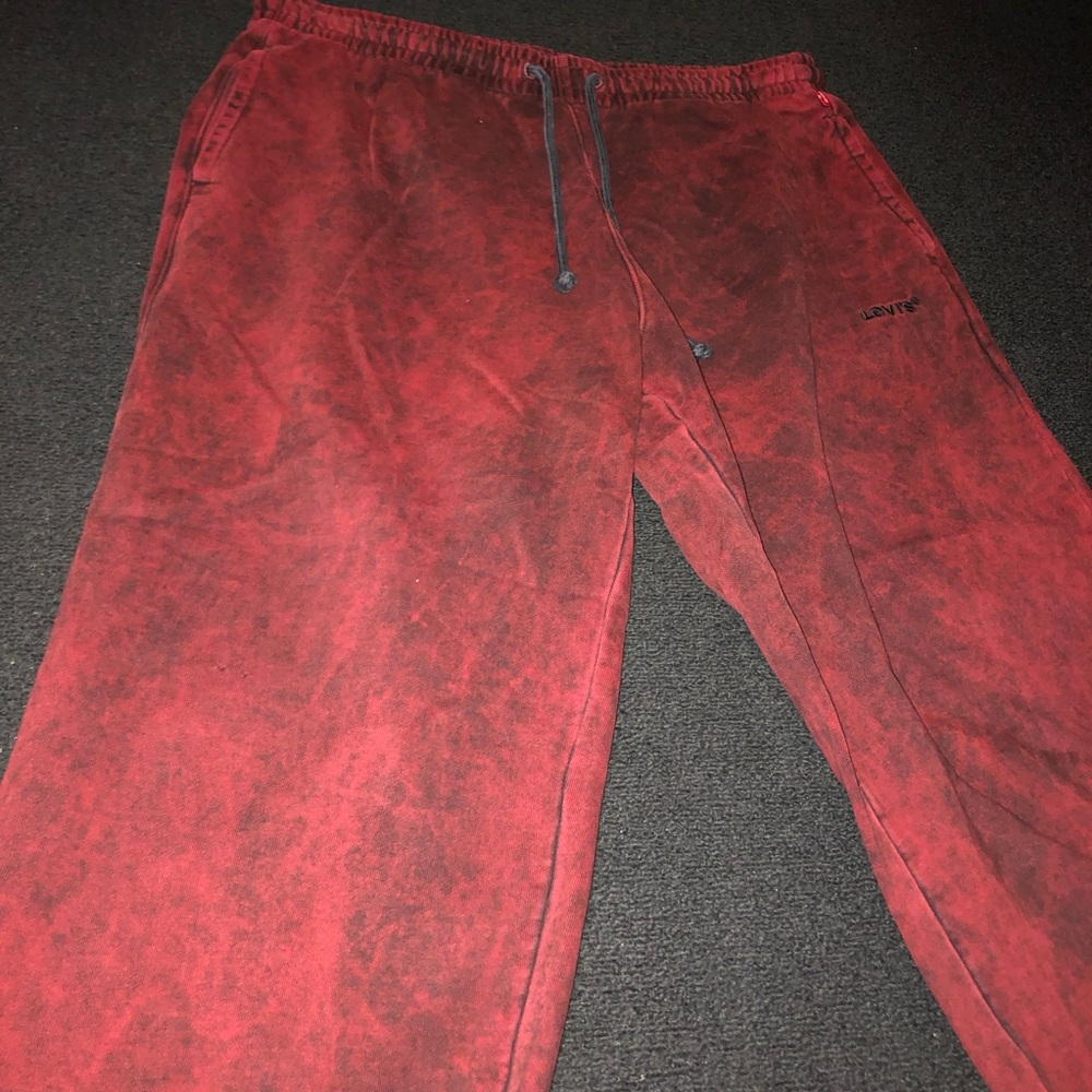 Levi’s Garment Dyed Sweatpants. Baggy Fit. Size Large. Red/Black Color. - Picture 2 of 16